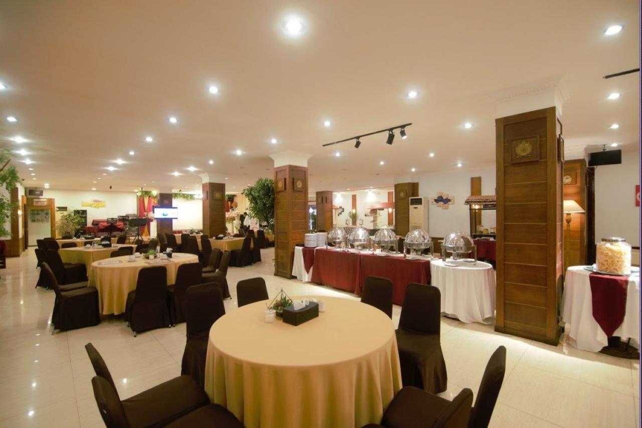 Garuda Hotel 坤甸 外观 照片